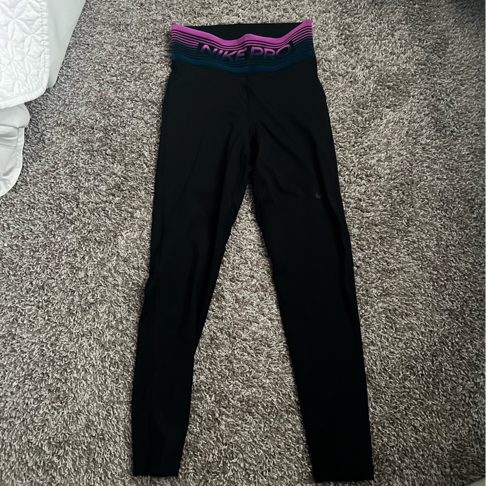 Nike Pro Training Leggings View 6